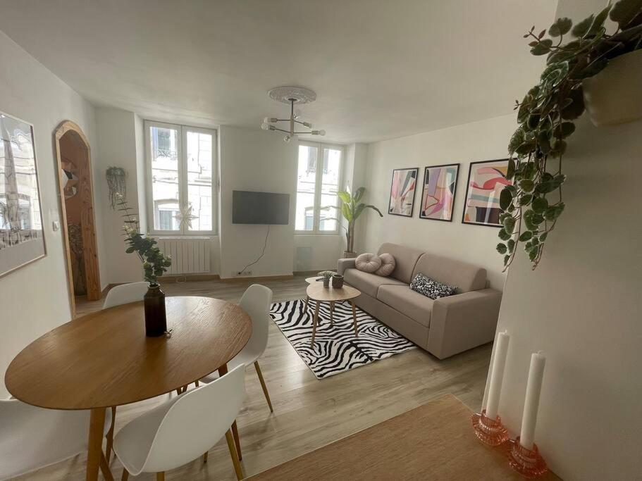 Apartment ღ L'echappee Belle - Niche Au Coeur De